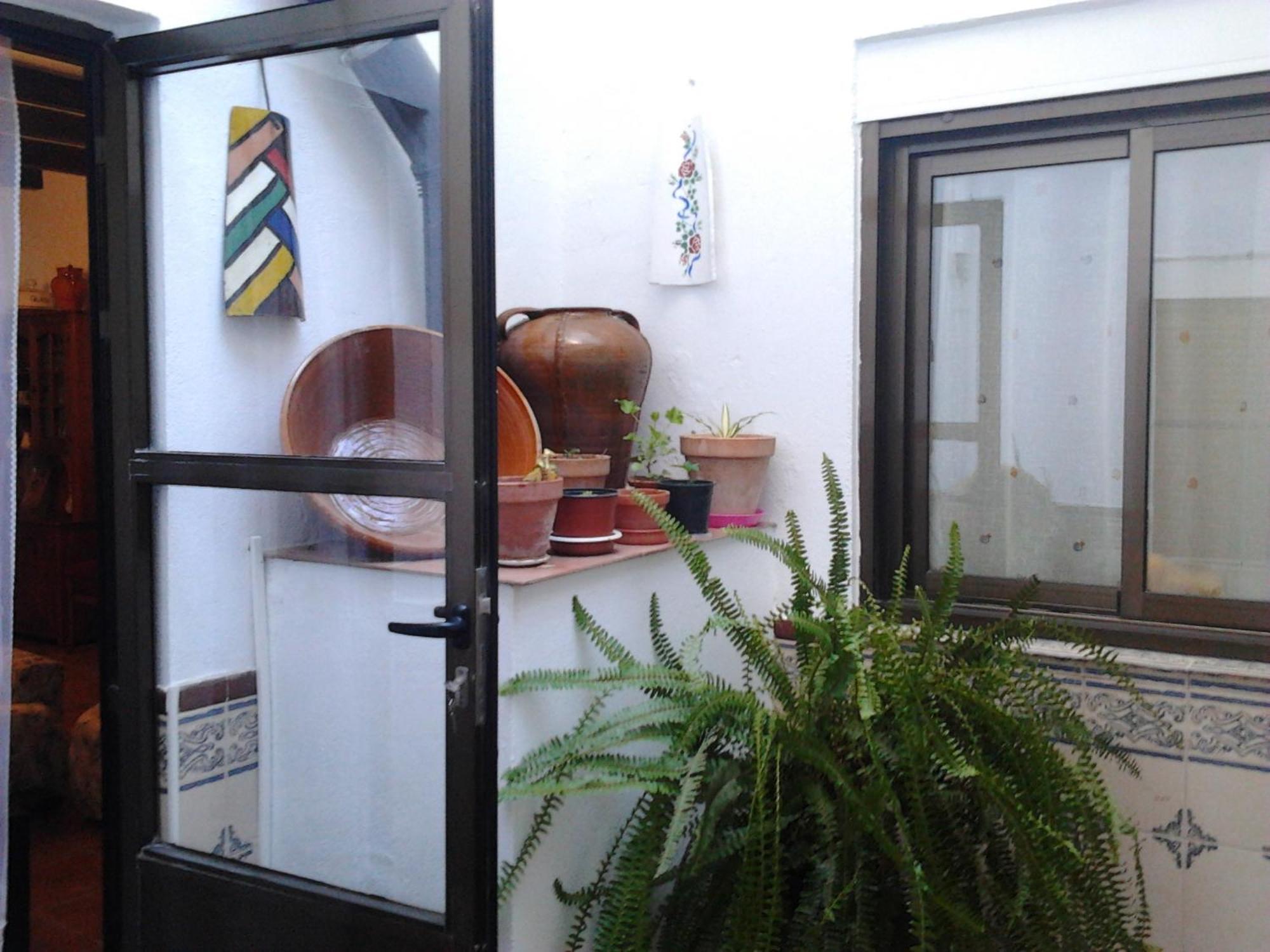 Hostal El Hogar de Ardwina Alía Exterior foto